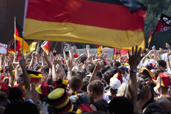 Neue Studie: 82 Prozent der Deutschen stehen fest zur Demokratie
